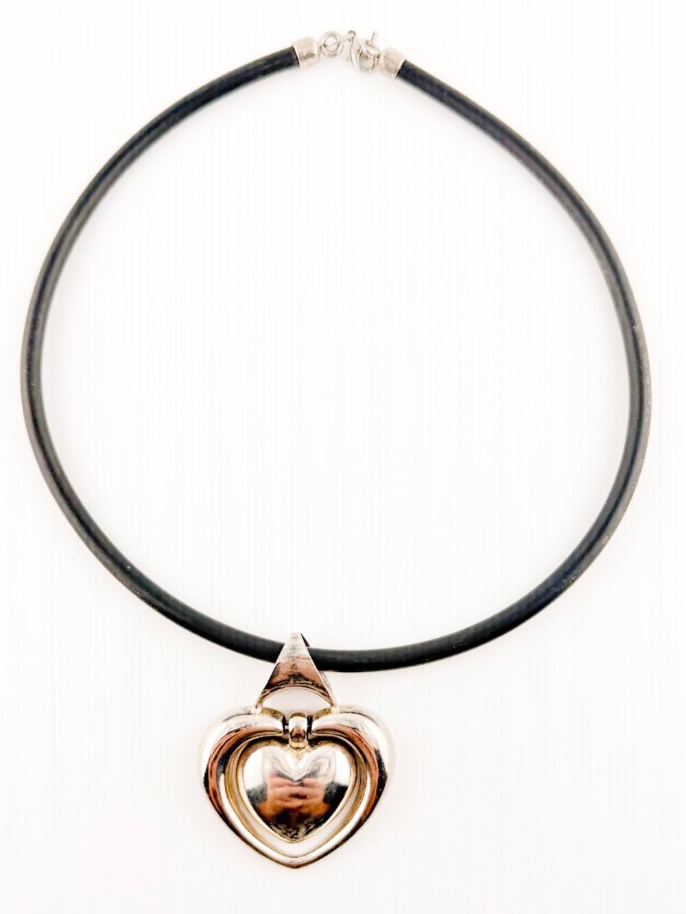 Y2K Vintage Silver Puffy Nested Heart Pendant Black Rubber Choker Necklace